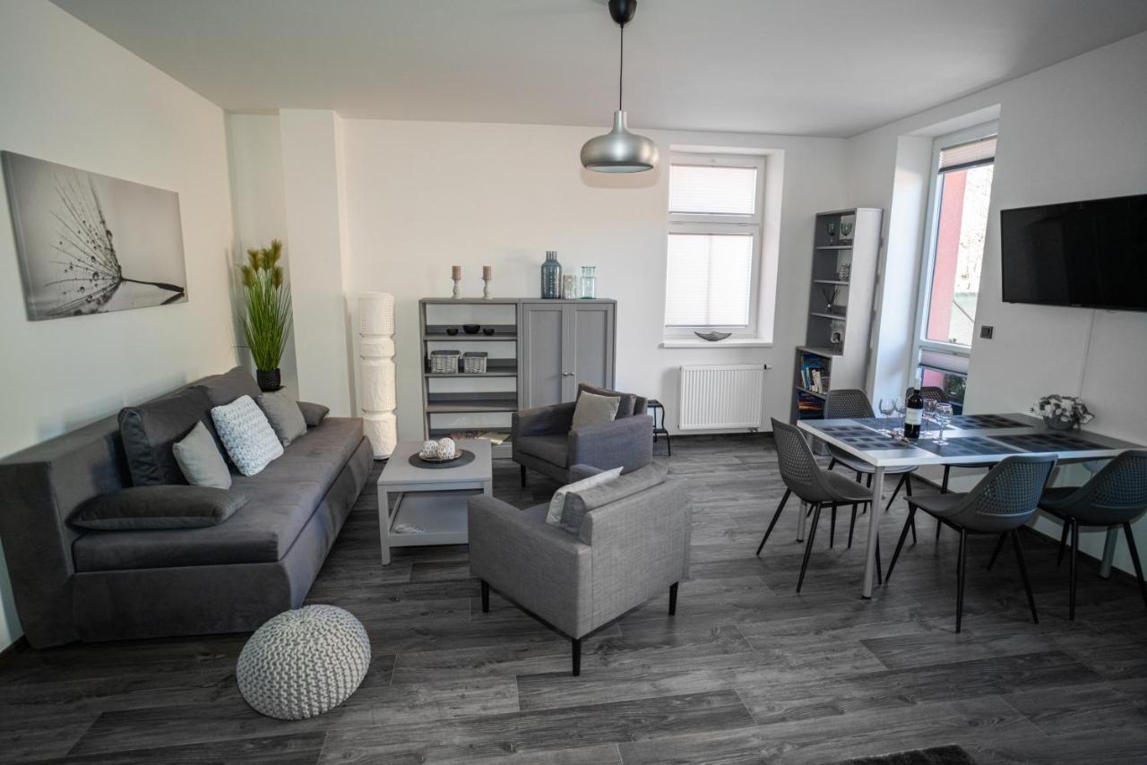 Apartmanovy Dum Sklipek Trutnov Bagian luar foto