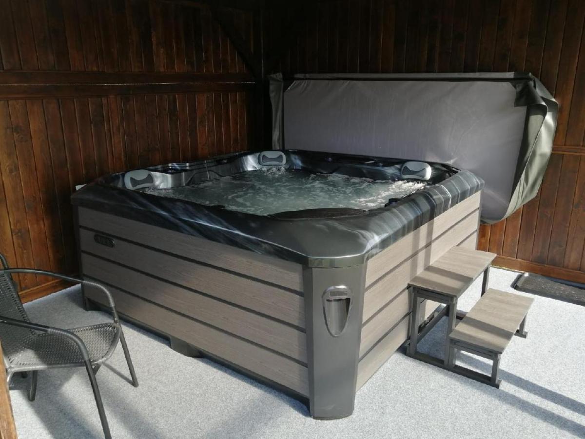 Apartmanovy Dum Sklipek Trutnov Bagian luar foto