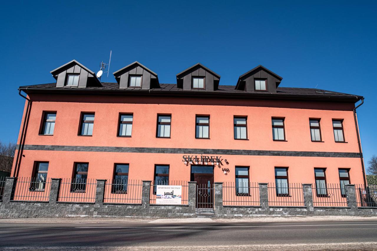 Apartmanovy Dum Sklipek Trutnov Bagian luar foto