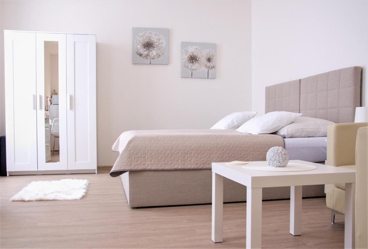Apartmanovy Dum Sklipek Trutnov Bagian luar foto