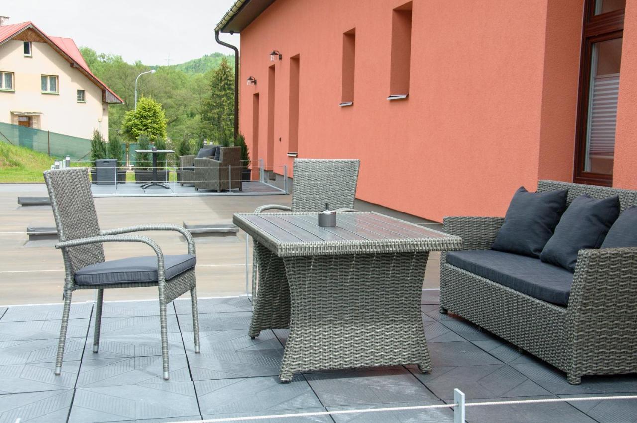 Apartmanovy Dum Sklipek Trutnov Bagian luar foto