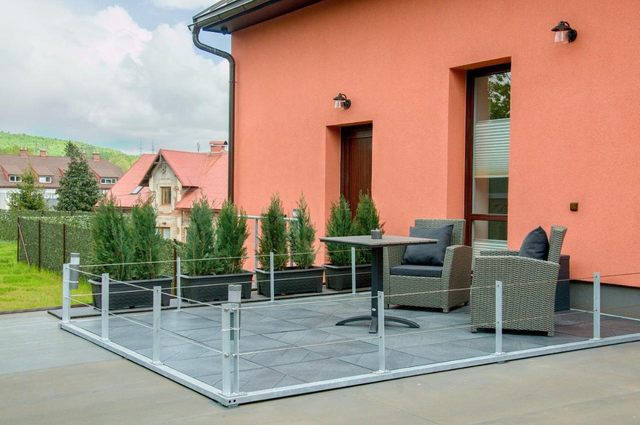 Apartmanovy Dum Sklipek Trutnov Bagian luar foto