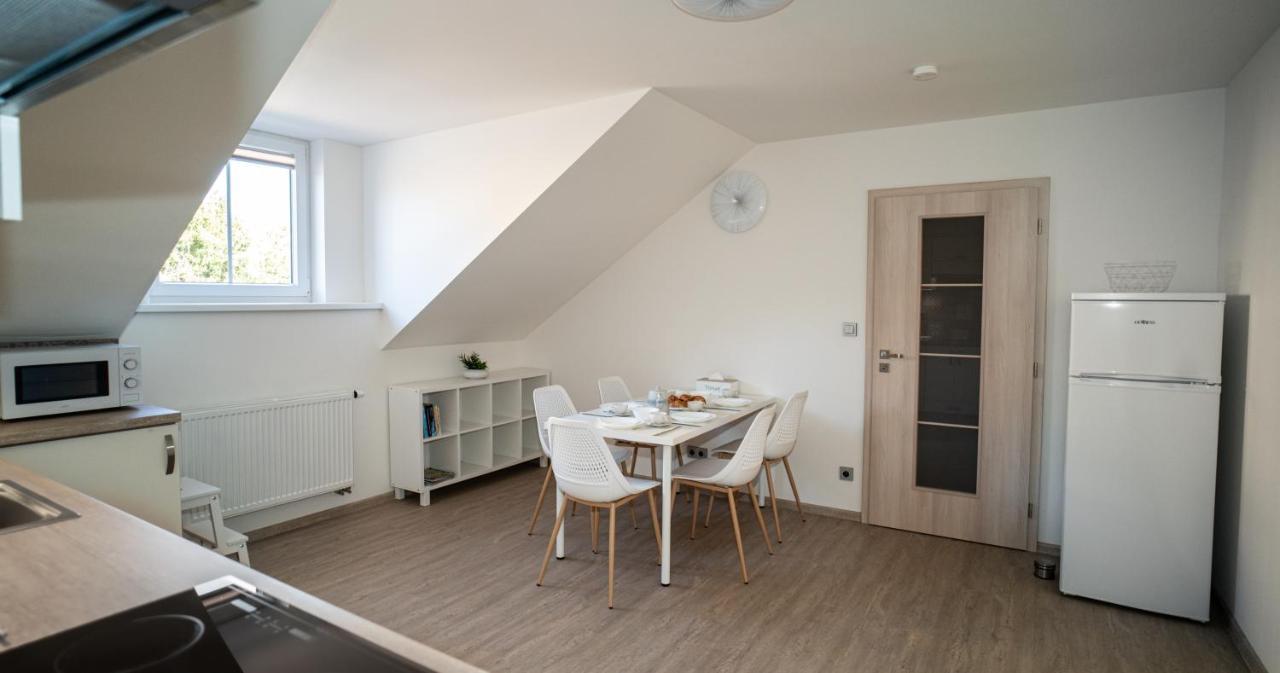 Apartmanovy Dum Sklipek Trutnov Bagian luar foto