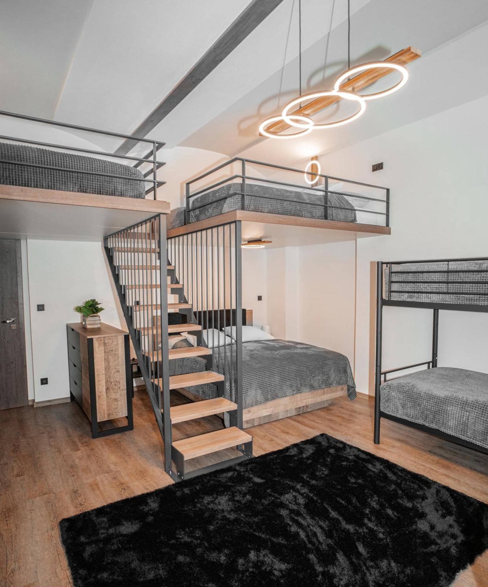 Apartmanovy Dum Sklipek Trutnov Bagian luar foto